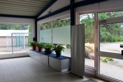 Linke Seite der Gewerbeeinheit